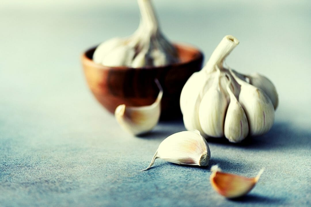 garlic cloves